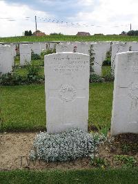 Dochy Farm New British Cemetery - Somerville, Richard McGowan